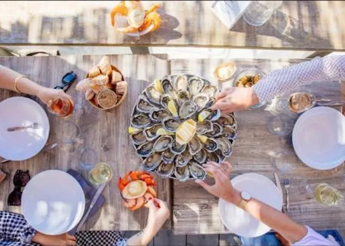 Nala Avec Terrasse, Parking Privatif, Piscine Dans , Wifi, Menage Compris Apartment *